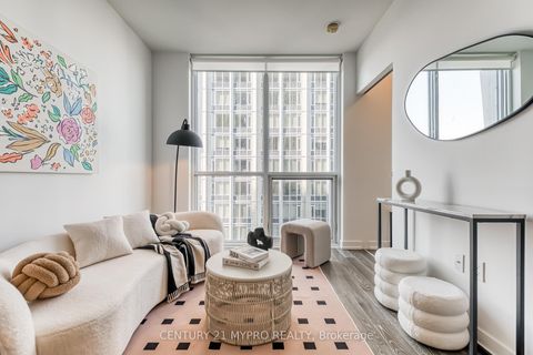 Photo 14 at 3603 - 1 Yorkville Avenue, Annex, Toronto