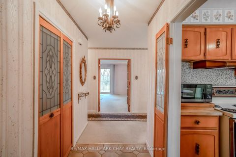 Photo 6 at 3 Alicewood Court, Clairville, Toronto