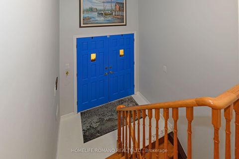 Photo 2 at 26 Quaker Ridge Road, Glen Shields, Vaughan