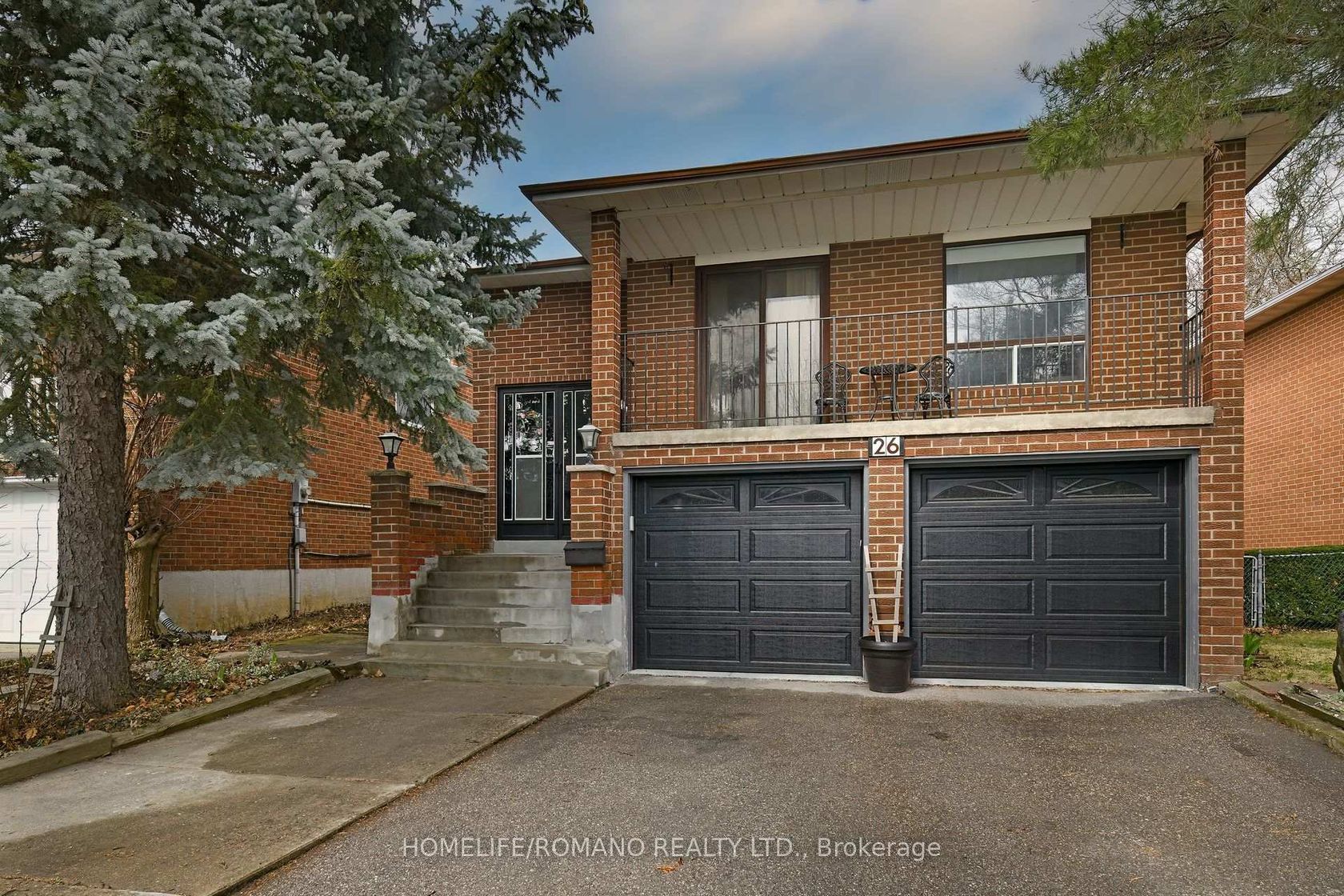 26 Quaker Ridge Road, Glen Shields, Vaughan 