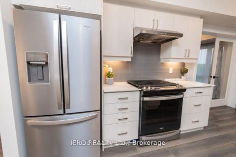 Photo 13 at 401 - 4 SPICE Way, Rural Barrie Southeast, Barrie