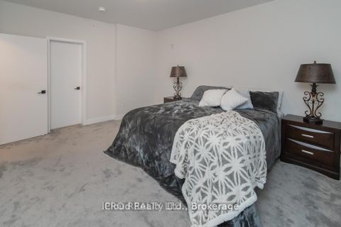 Photo 14 at 401 - 4 SPICE Way, Rural Barrie Southeast, Barrie