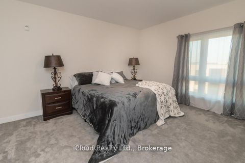 Photo 15 at 401 - 4 SPICE Way, Rural Barrie Southeast, Barrie