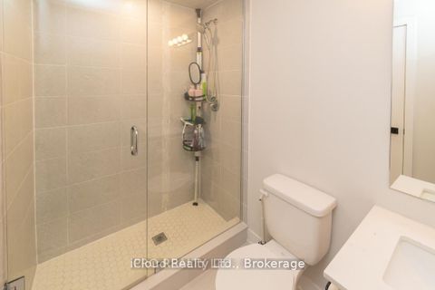 Photo 16 at 401 - 4 SPICE Way, Rural Barrie Southeast, Barrie