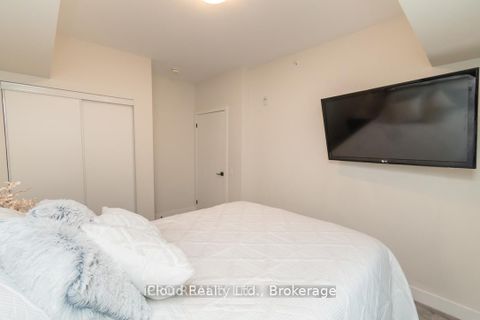 Photo 18 at 401 - 4 SPICE Way, Rural Barrie Southeast, Barrie