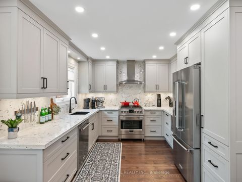 Photo 9 at 473 Highcliffe Drive, Uplands, Vaughan