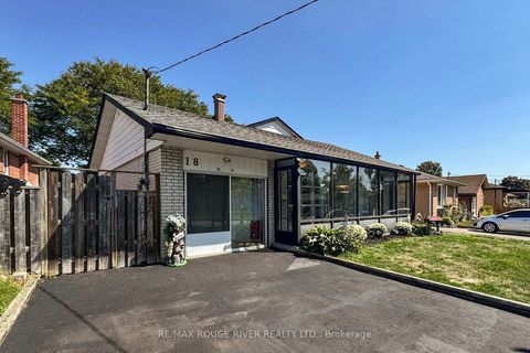 Photo 1 at 18 Darlingside Drive, West Hill, Toronto