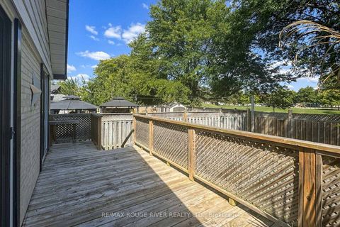 Photo 23 at 18 Darlingside Drive, West Hill, Toronto