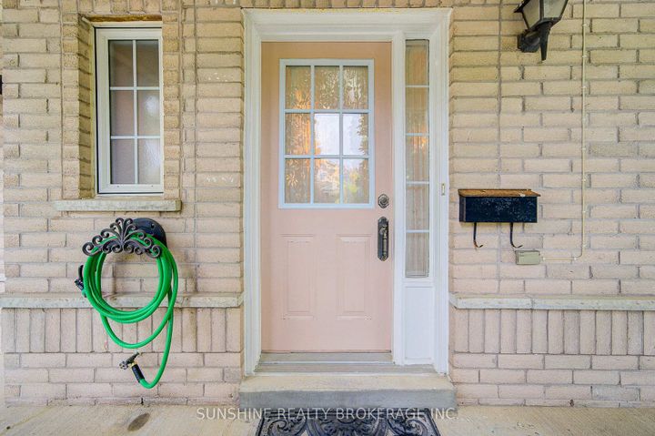 Photo 6 at 357 Bur Oak Avenue, Berczy, Markham