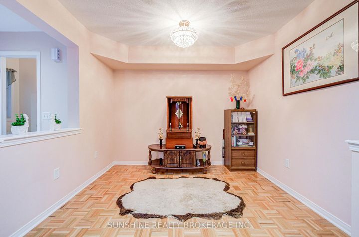 Photo 12 at 357 Bur Oak Avenue, Berczy, Markham