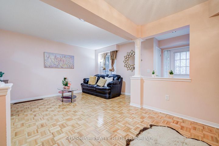 Photo 13 at 357 Bur Oak Avenue, Berczy, Markham