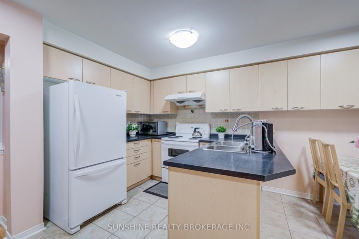 Photo 19 at 357 Bur Oak Avenue, Berczy, Markham