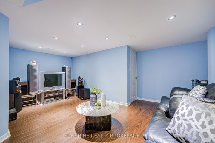 Photo 44 at 357 Bur Oak Avenue, Berczy, Markham