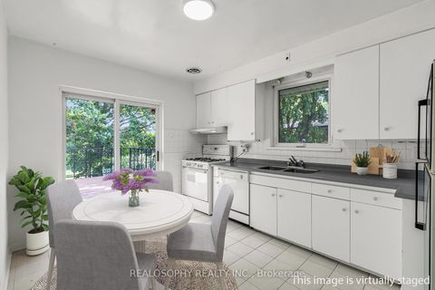Photo 6 at 133 Birkdale Road, Bendale, Toronto