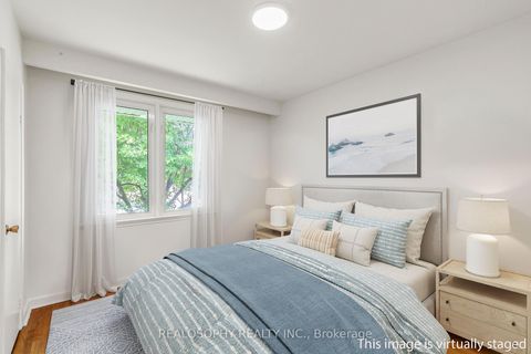 Photo 10 at 133 Birkdale Road, Bendale, Toronto