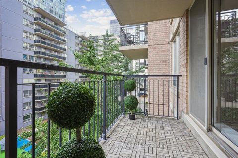 Photo 11 at 501 - 188 Redpath Avenue, Mount Pleasant West, Toronto