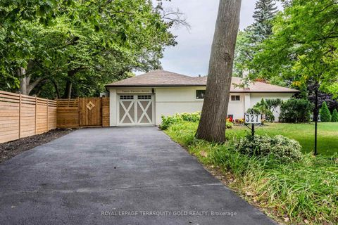 Photo 3 at 327 River Side Drive, CO Central, Oakville