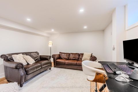 Photo 40 at 327 River Side Drive, CO Central, Oakville