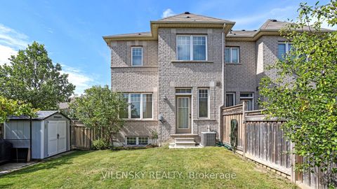 Photo 20 at 29 Elihof Drive, Patterson, Vaughan