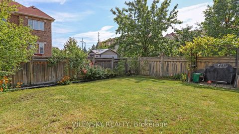 Photo 21 at 29 Elihof Drive, Patterson, Vaughan