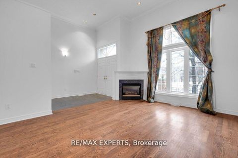 Photo 5 at M - 3348 Bayview Avenue, Newtonbrook East, Toronto