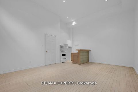 Photo 32 at M - 3348 Bayview Avenue, Newtonbrook East, Toronto