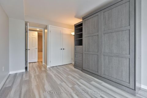 Photo 23 at 811 - 701 King Street W, Niagara, Toronto