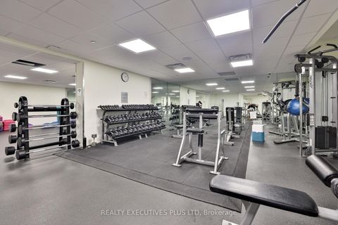 Photo 38 at 811 - 701 King Street W, Niagara, Toronto
