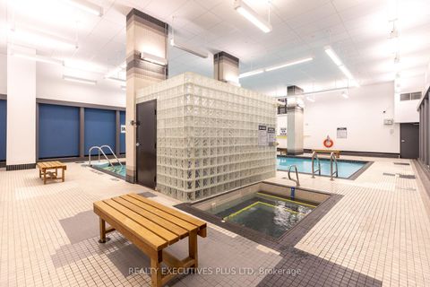 Photo 41 at 811 - 701 King Street W, Niagara, Toronto