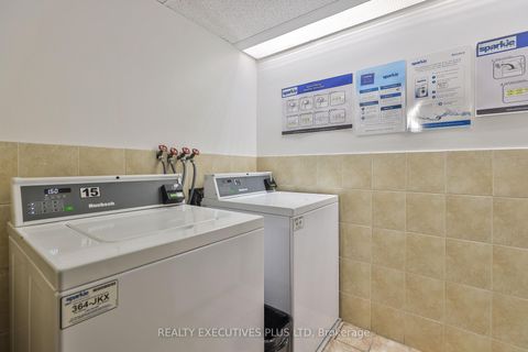 Photo 44 at 811 - 701 King Street W, Niagara, Toronto