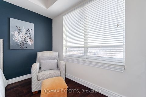 Photo 20 at 809 - 9255 Jane Street, Maple, Vaughan