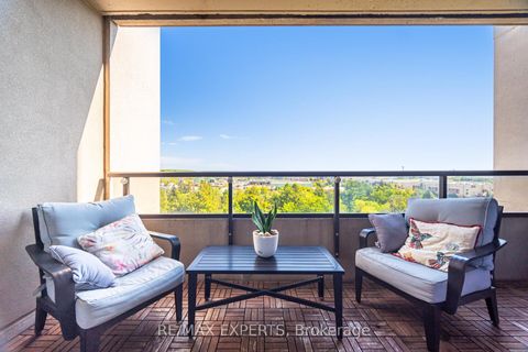 Photo 30 at 809 - 9255 Jane Street, Maple, Vaughan