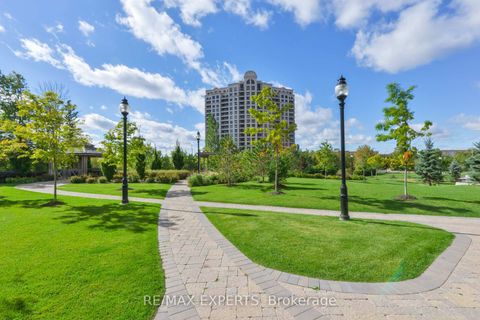 Photo 37 at 809 - 9255 Jane Street, Maple, Vaughan