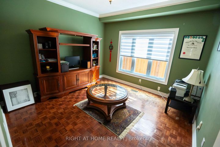 Photo 7 at 2427 Erin Centre Boulevard, Central Erin Mills, Mississauga