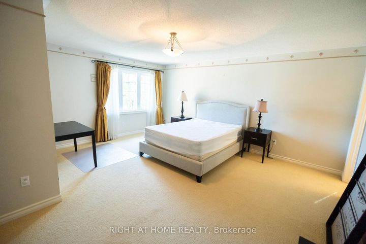 Photo 28 at 2427 Erin Centre Boulevard, Central Erin Mills, Mississauga