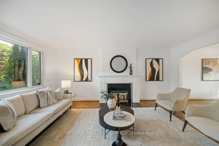 Photo 5 at 118 Braeside Road, Lawrence Park North, Toronto