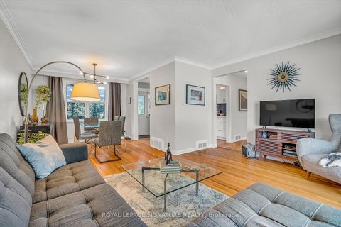 Photo 6 at 19 Caronport Crescent, Donalda, Toronto