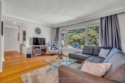 Photo 7 at 19 Caronport Crescent, Donalda, Toronto