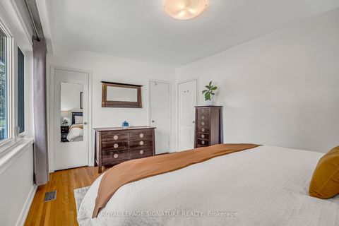 Photo 19 at 19 Caronport Crescent, Donalda, Toronto