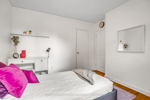 Photo 23 at 19 Caronport Crescent, Donalda, Toronto