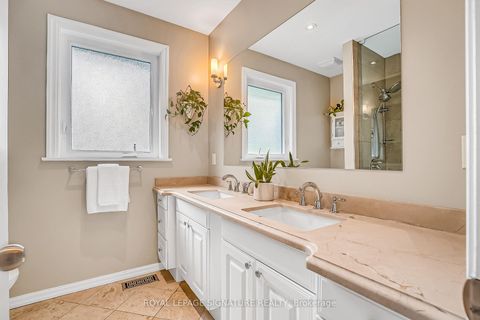 Photo 24 at 19 Caronport Crescent, Donalda, Toronto