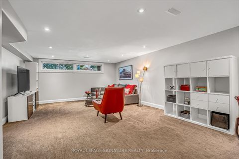 Photo 27 at 19 Caronport Crescent, Donalda, Toronto