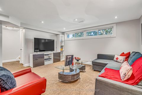 Photo 28 at 19 Caronport Crescent, Donalda, Toronto