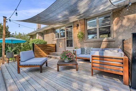 Photo 34 at 19 Caronport Crescent, Donalda, Toronto