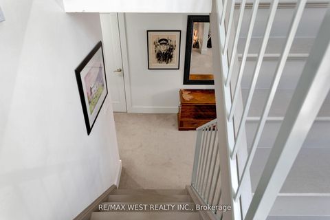 Photo 38 at 10 Vanellan Court, Queensway, Toronto