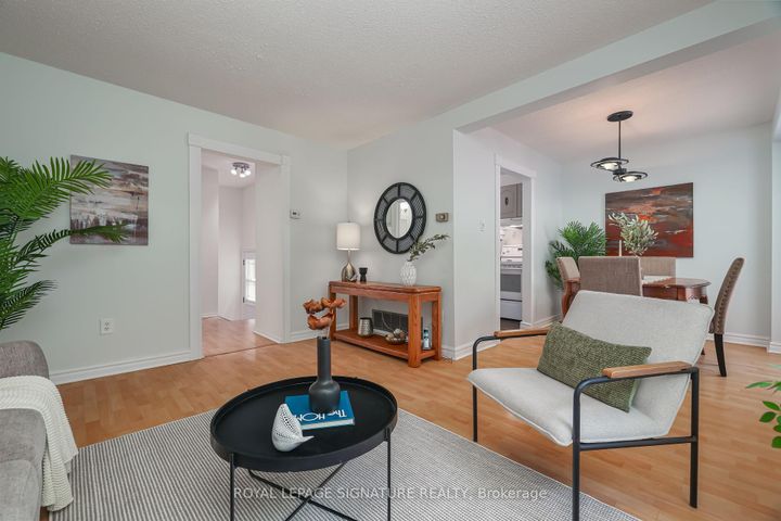 Photo 6 at 56 Muirlands Drive, Milliken, Toronto