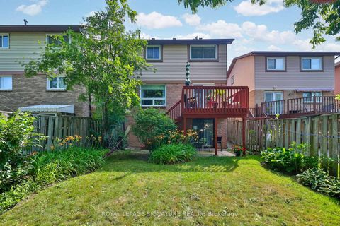 Photo 2 at 56 Muirlands Drive, Milliken, Toronto