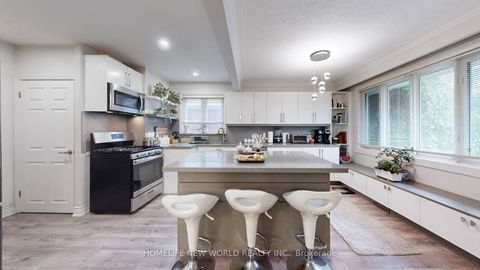 Photo 8 at 11 Elynhill Drive, Willowdale West, Toronto