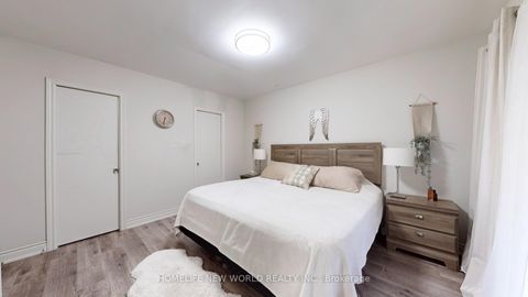 Photo 15 at 11 Elynhill Drive, Willowdale West, Toronto