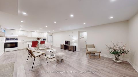 Photo 25 at 11 Elynhill Drive, Willowdale West, Toronto